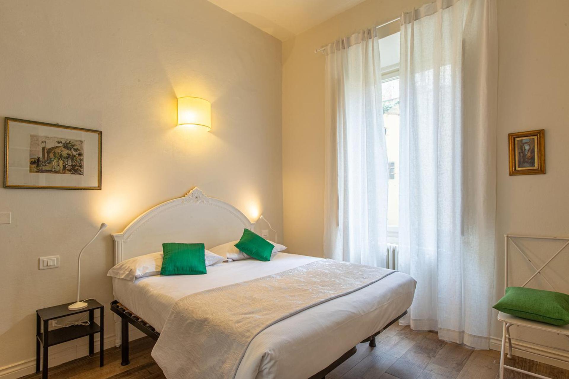 Florence- The Vintage Nook * Florenz