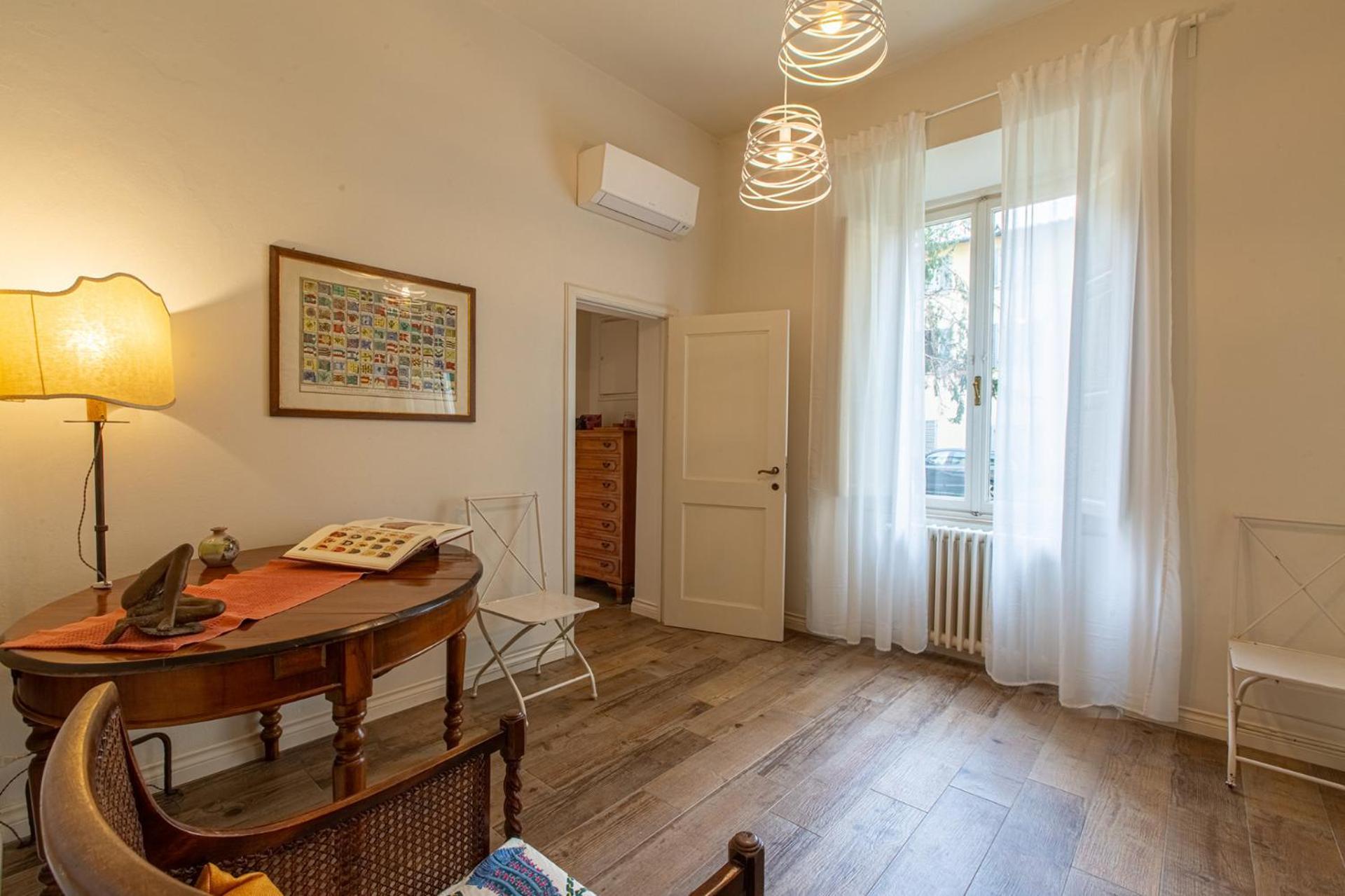 Florence- The Vintage Nook Apartment *